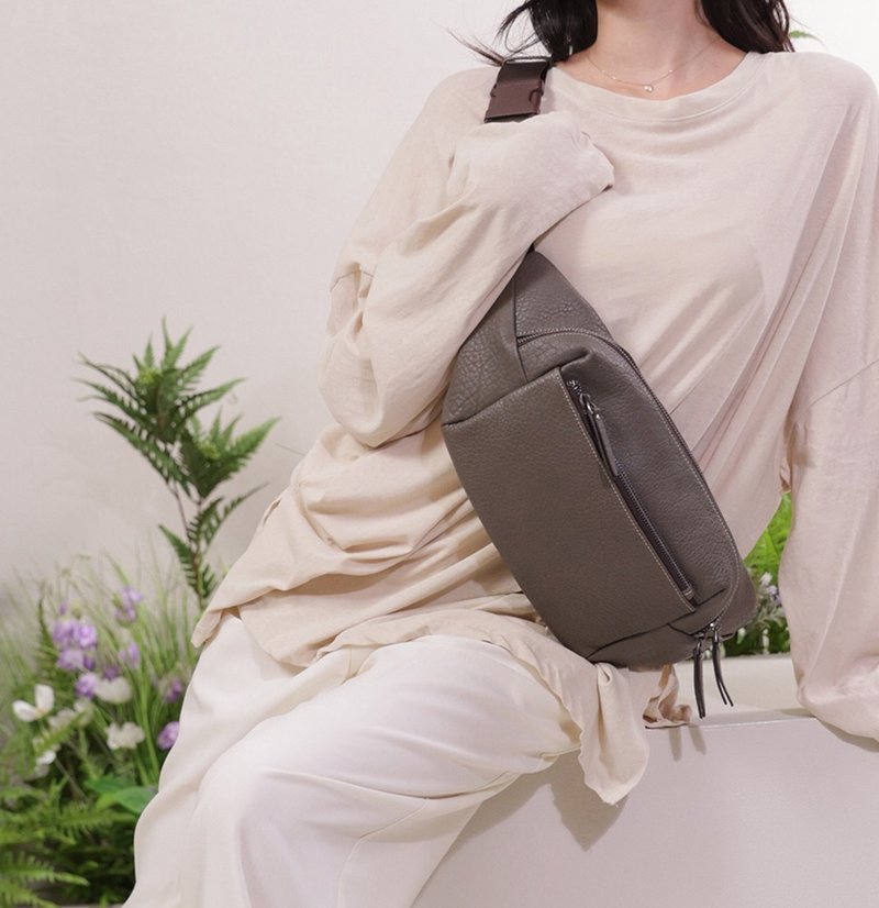 直链-简约中性腰包-灰泥色 - 侧背包/斜挎包 - 真皮 咖啡色