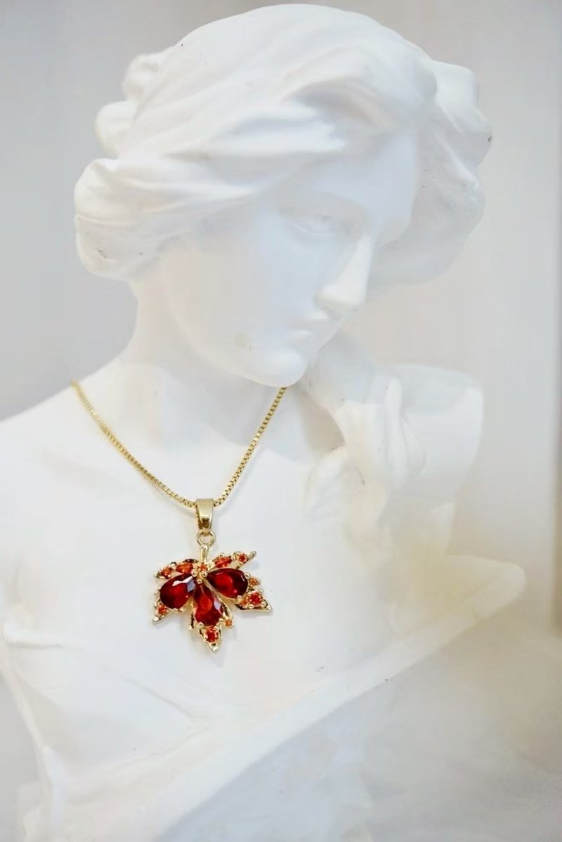 【枫叶锆石项链】 - 项链 - 宝石 粉红色