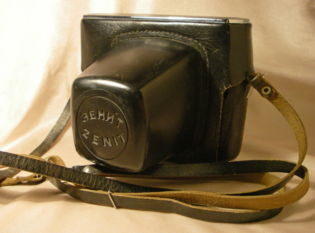 EVEREADY 真皮皮套，适用于搭配 Helios-44-2 镜头的 Zenit-E, Zenit-TTL 相机，KMZ 制造 - 相机包/相机袋 - 真皮 黑色