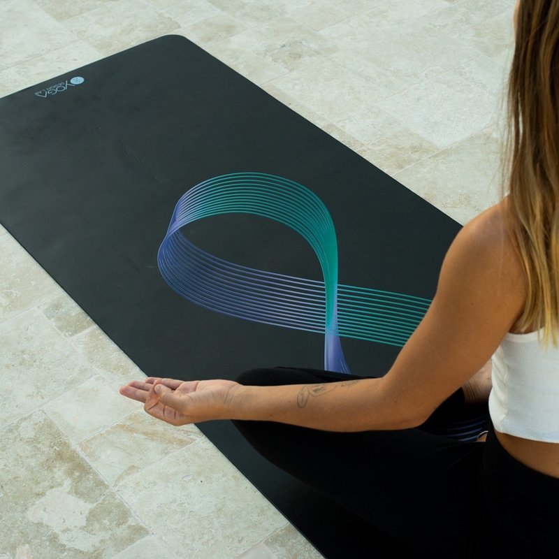 【Yoga Design Lab】Infinity Mat PU瑜珈垫 5mm - Eternal - 瑜珈垫 - 其他材质 黑色
