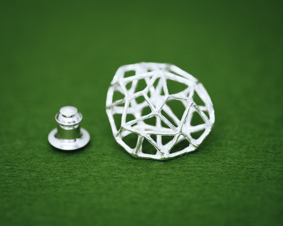 Geometric pin brooch - Silver or gold pin brooch - Statement brooch - geometric - 徽章/别针 - 银 银色