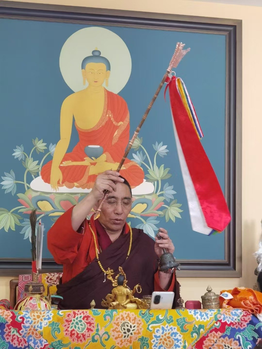 招财纳褔 红财神怀増宝箭 - 摆饰 - 贵金属 多色