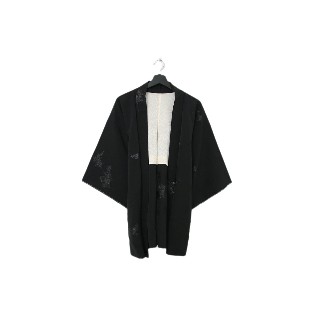 Back to Green-日本黑羽织 黑色闪烁 银杏 kk-18//vintage kimono - 女装休闲/机能外套 - 丝．绢 