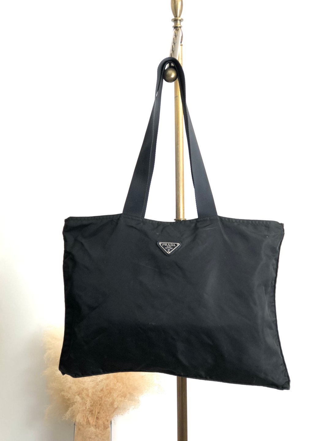 【VintageShop solo 日本直送中古包专卖店】PRADA 普拉达 托特包 黑色 三角标志 尼龙 vintage 古着 经典 4zvity - 手提包/手提袋 - 尼龙 黑色