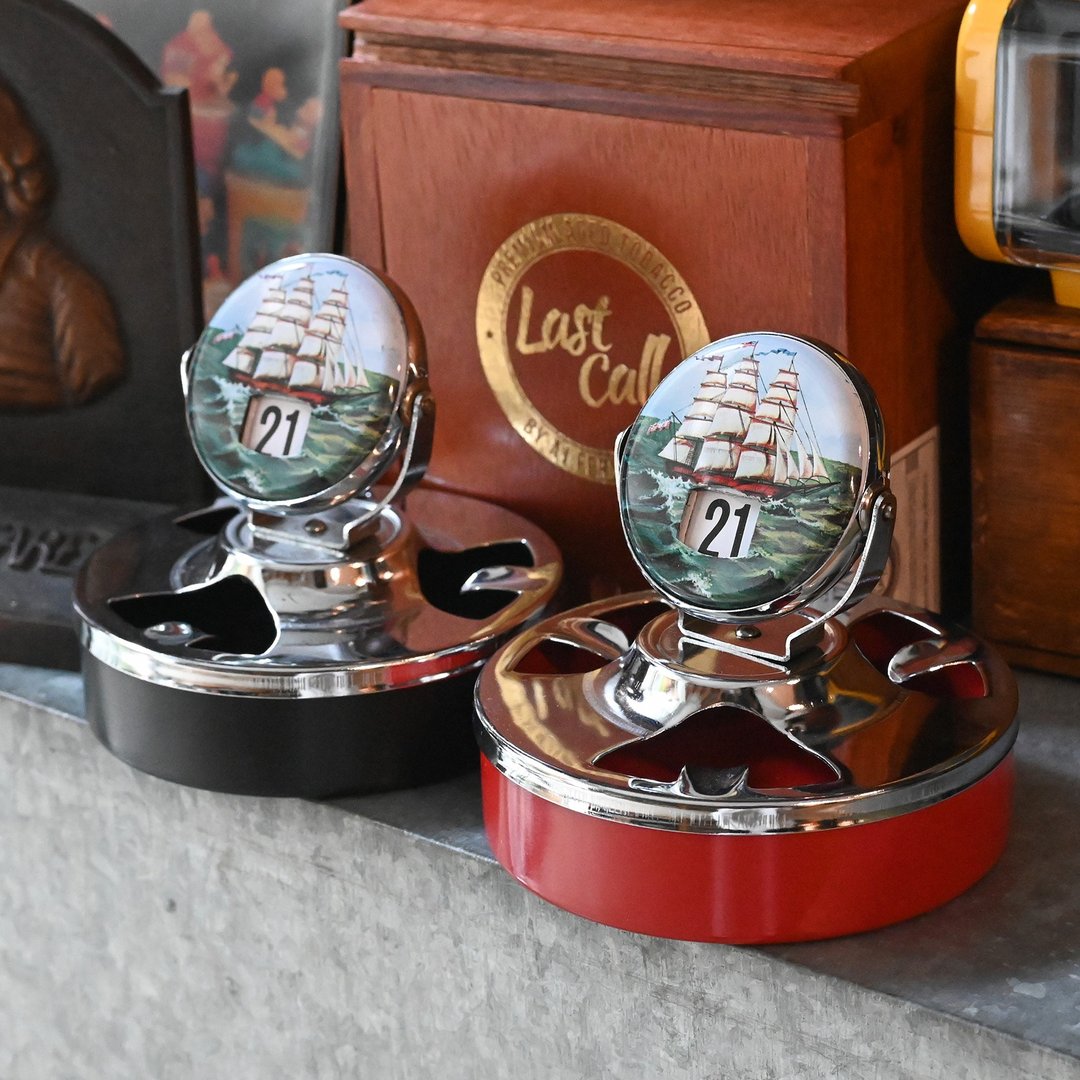 Vintage 翻页万年历烟灰缸 / 古董万年历、古董烟灰缸、古董收藏 - 其他 - 其他金属 多色