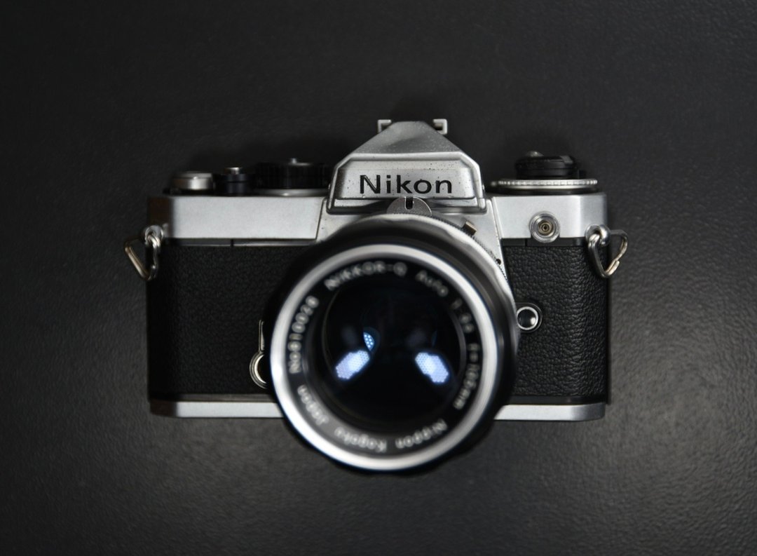 【经典古物】尼康 Nikon FE 1978年 Nikkor  135mm f3.5 底片相机 - 相机 - 其他金属 