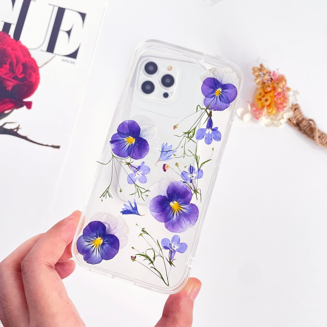 三色堇与矢车菊押花手机壳适用于iPhone 16 Pro Max Samsung S25 - 手机壳/手机套 - 植物．花 
