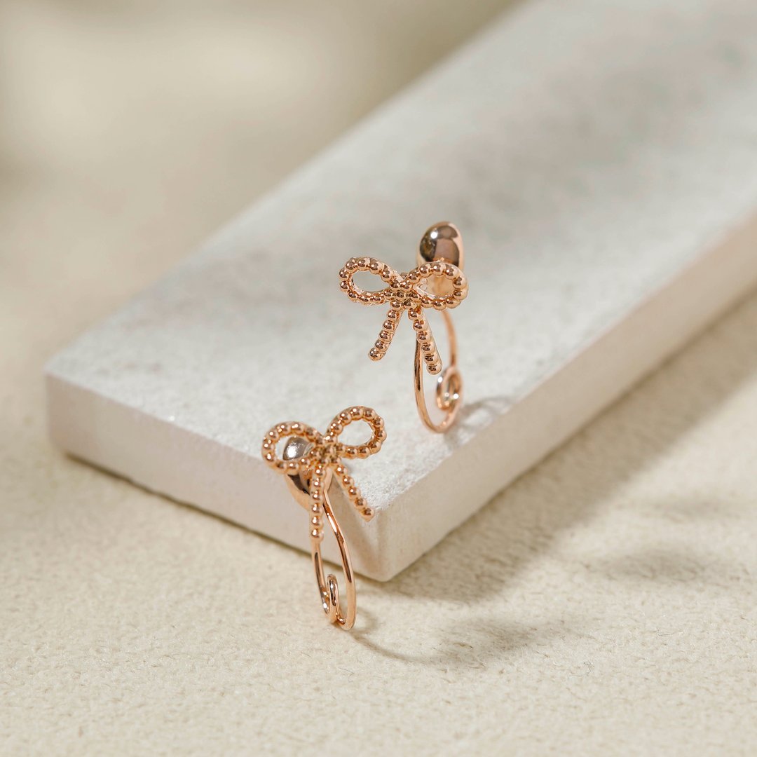 petit ribbon loop-fit earring PG 简约缎带耳夹 玫瑰金 - 耳环/耳夹 - 其他金属 粉红色