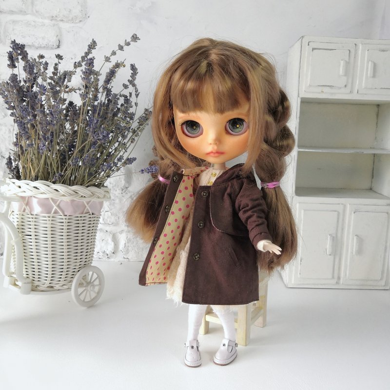 复古风格的棕外套为Blythe娃娃手工制作。布莱斯的衣服。 - 玩偶/公仔 - 棉 