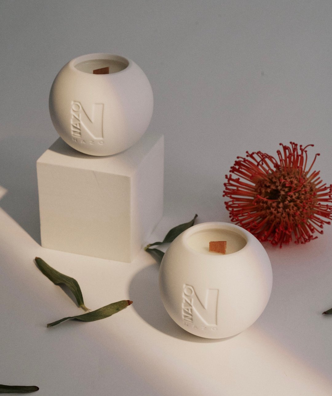 【手工制作】香氛按摩美肌蜡烛 巴比伦花园 木质玫瑰茶调 - 香水/香膏 - 瓷 白色