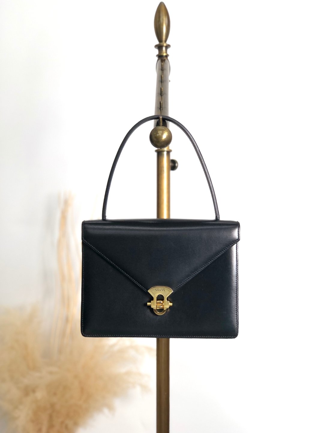 【 日本直送 名牌中古包 】CELINE 赛琳 手提包 黑色 经典Logo 皮革 顶部提把 vintage 古董 老品 t8gzij - 手提包/手提袋 - 真皮 黑色