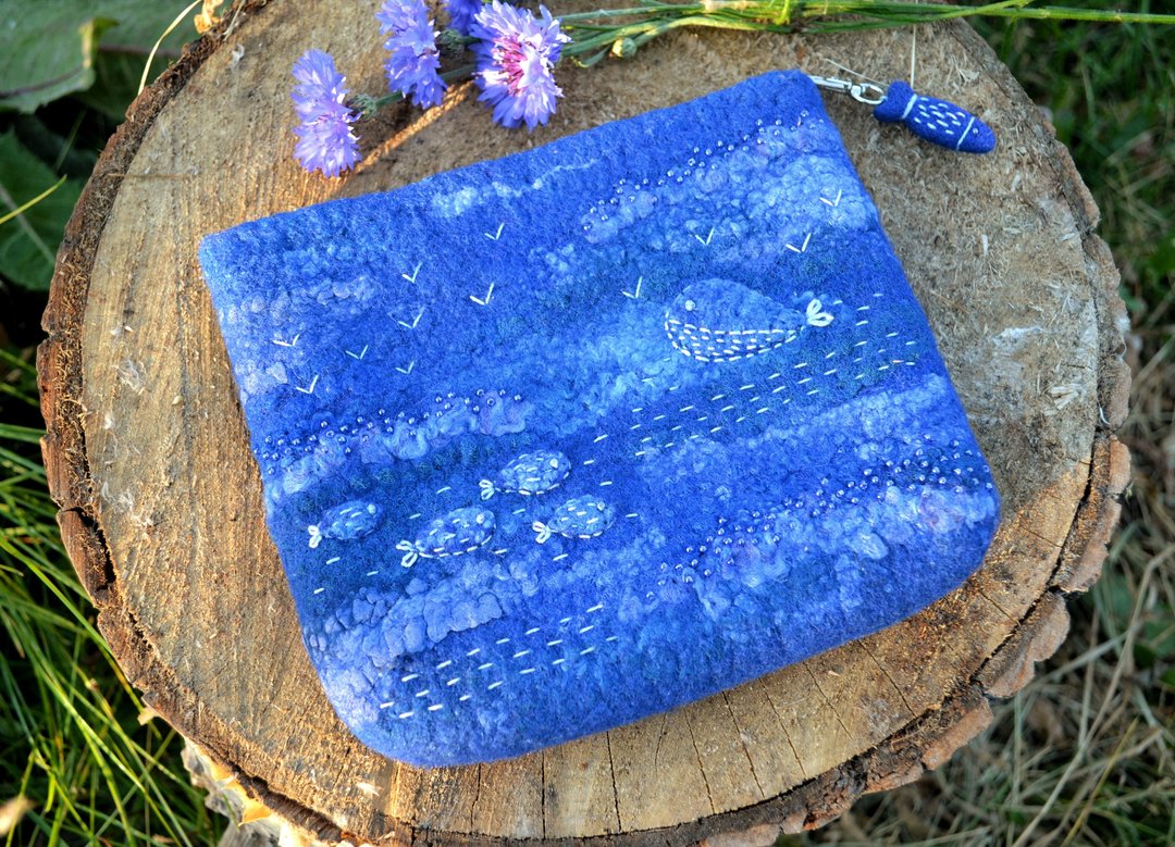 Felted wool purse, Blue wallet, Pouch, Cosmetic bag, 化妆包 - 化妆包/杂物包 - 羊毛 蓝色