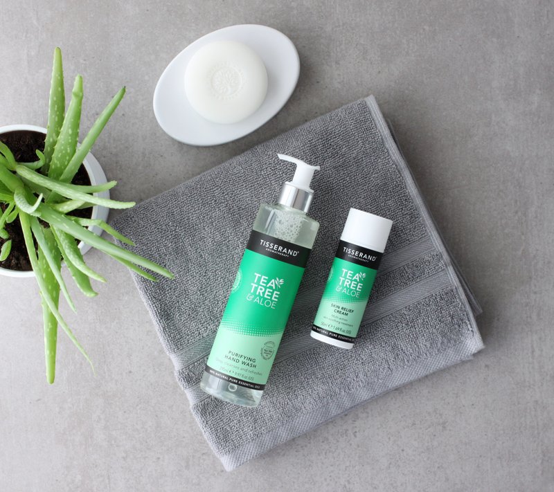 【英国原装进口】茶树防护清洁露 TEA TREE PURIFYING HAND WASH - 洗手用品 - 精油 