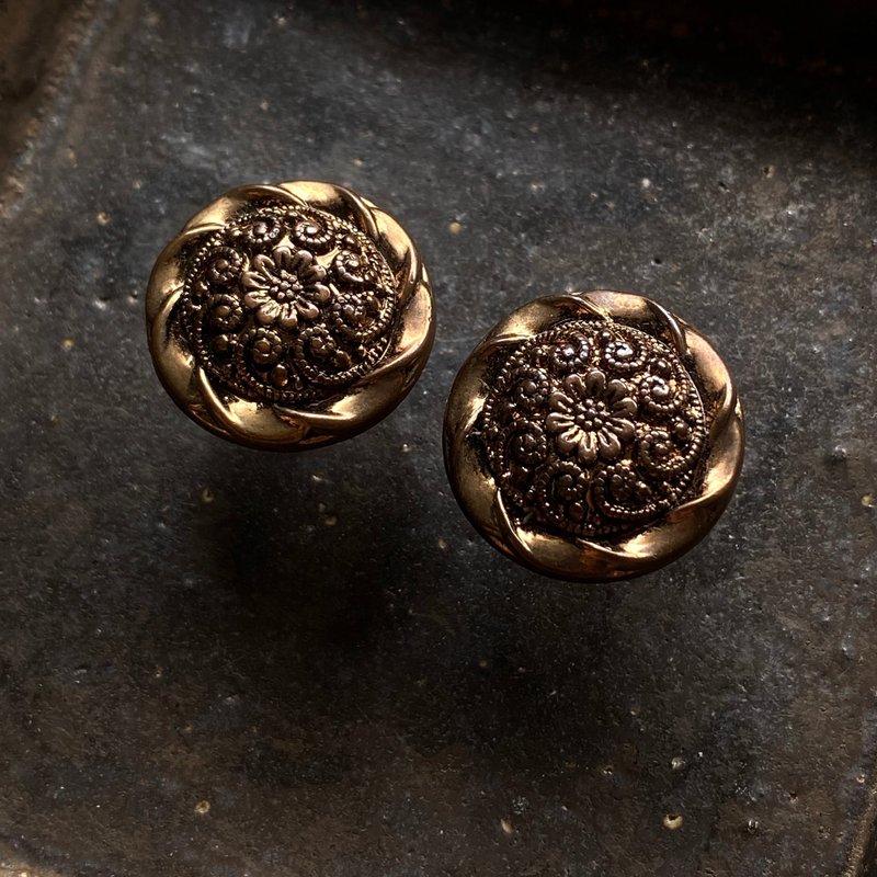 金花曼陀罗复古耳环(针式) - 耳环/耳夹 - 其他材质 金色