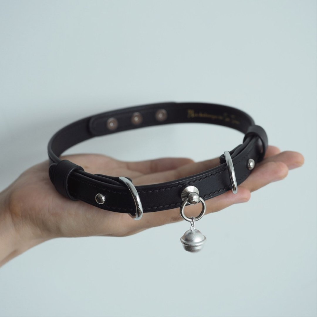 纯手工牛皮宠物项圈牵绳装饰choker 颜色款式可定制化 可刻字礼物 - 项圈/牵绳 - 真皮 黑色