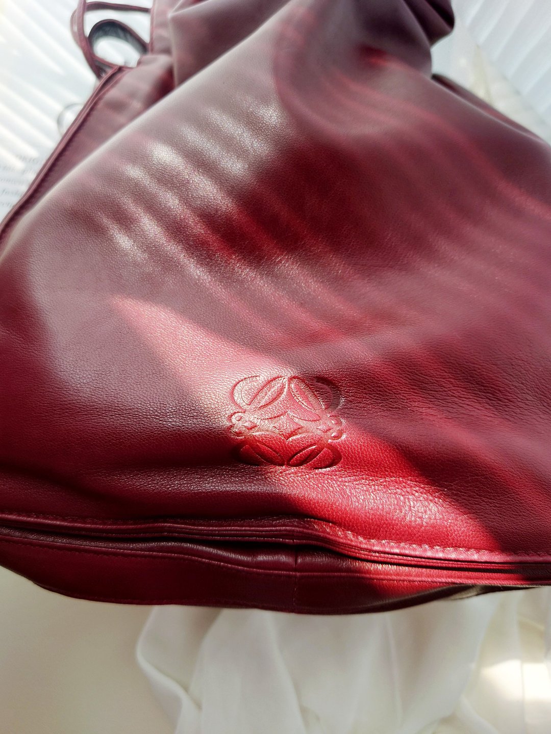 客人预留 Loewe Flamenco 深暗红束口袋肩背包斜挎包单肩包束绳包 - 侧背包/斜挎包 - 真皮 红色
