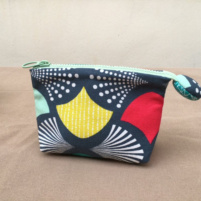 *复古印花绿 三层袋/万用袋* - 化妆包/杂物包 - 棉．麻 绿色