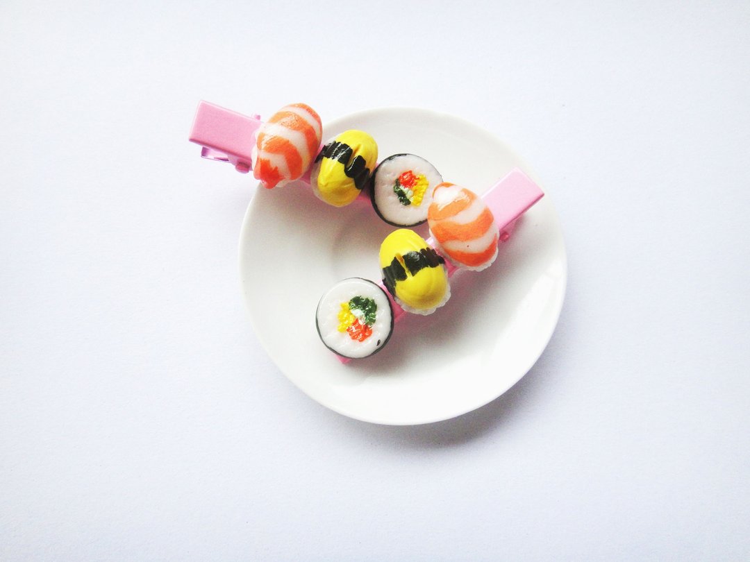 Pink sushi hair clip - 发饰 - 粘土 粉红色