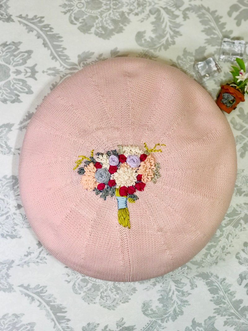 原创设计贝雷帽 新款春秋刺绣帽子 handmade embroidery beret - 帽子 - 棉．麻 粉红色