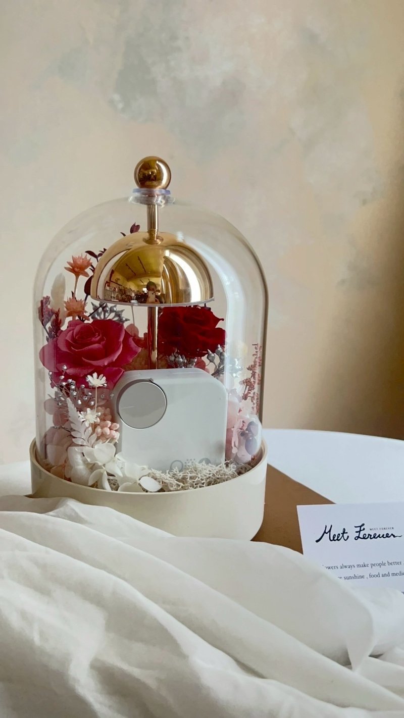 【遇见恒久】七夕限定 风铃充电式永生花拍拍灯耳机礼盒组 - 干燥花/捧花 - 其他材质 