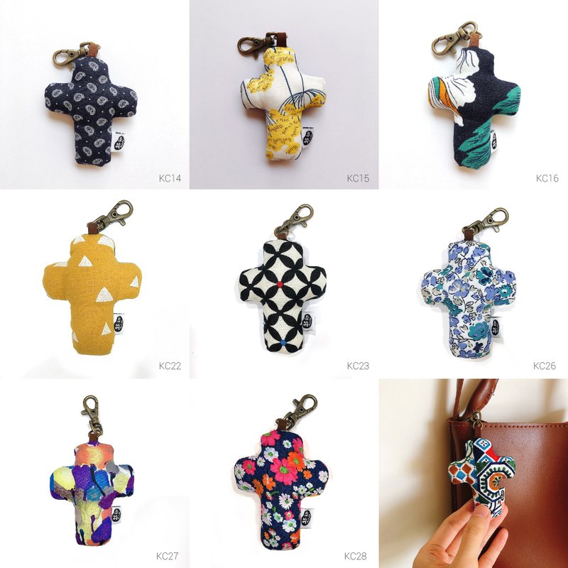 起初十字架钥匙圈。8款 - 钥匙链/钥匙包 - 棉．麻 多色