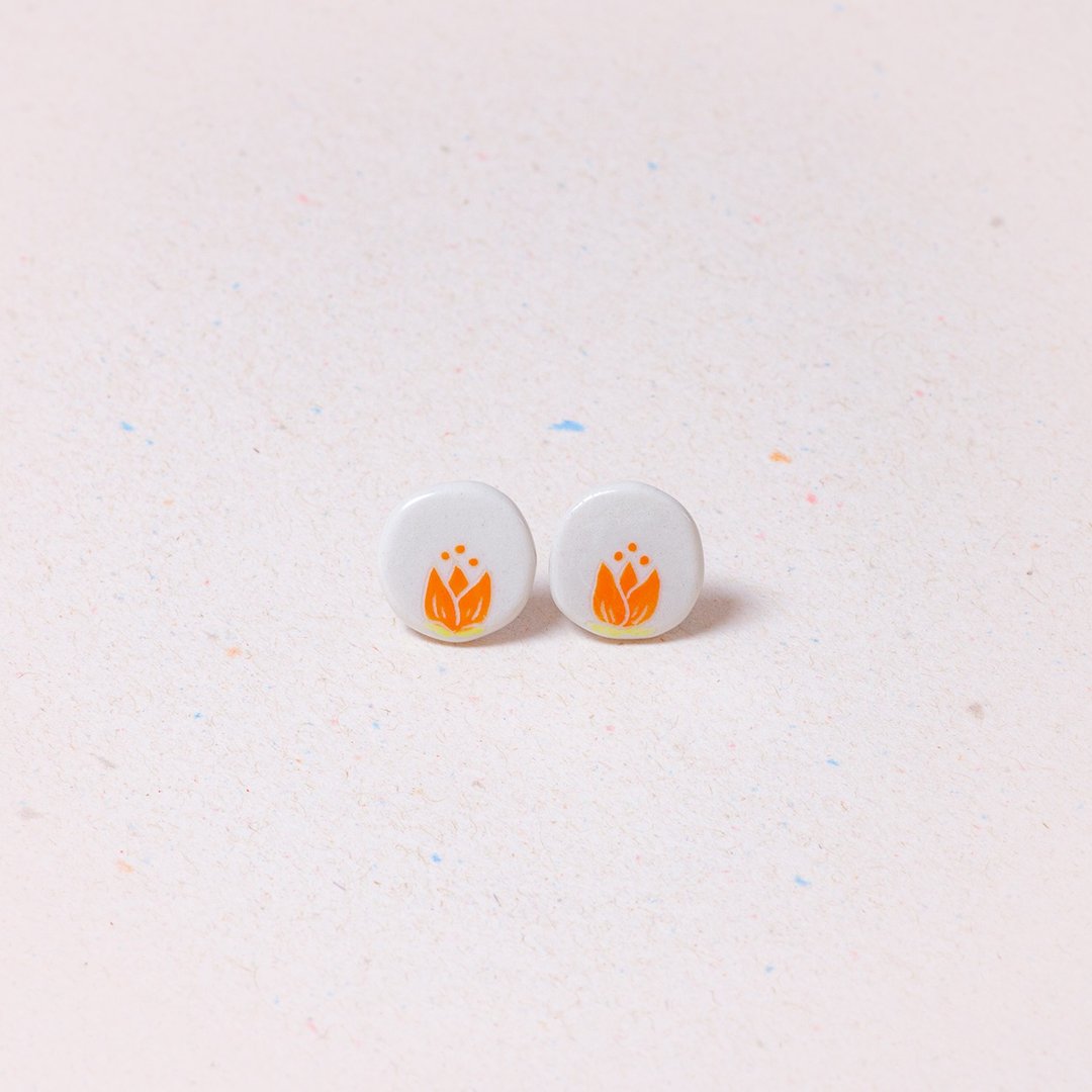 陶瓷 小圆郁金香陶瓷耳环 Ceramic Accessory - 耳环/耳夹 - 瓷 橘色