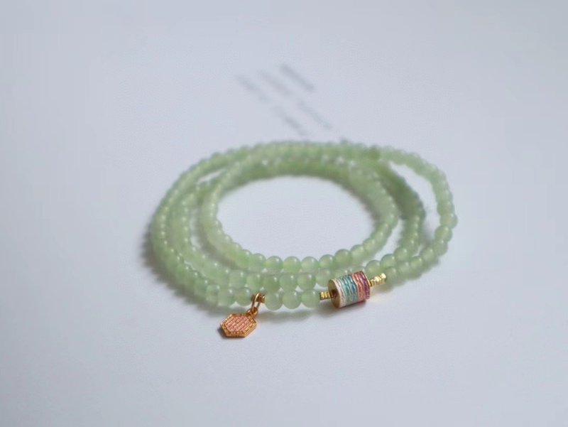 天然和田玉晴水手链 冰底晴水料和田玉 玉质细腻干净 搭配路路通 - 手链/手环 - 玉石 