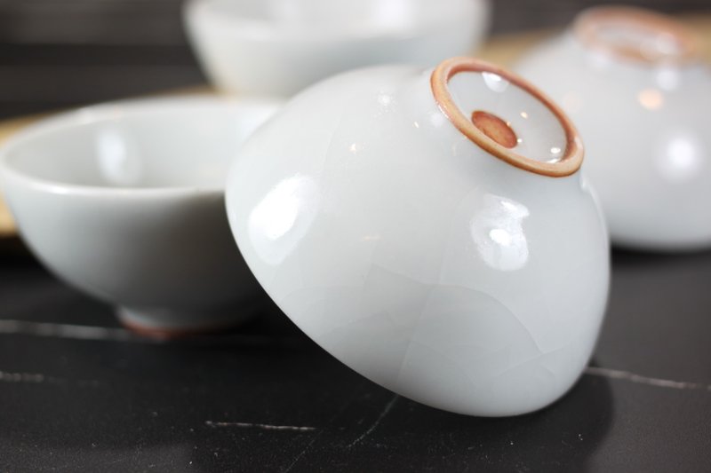 【我爱妈妈】祥亿窑 官窑月白 圆满茶杯 莺歌陶艺名家叶敏祥作 - 茶具/茶杯 - 瓷 