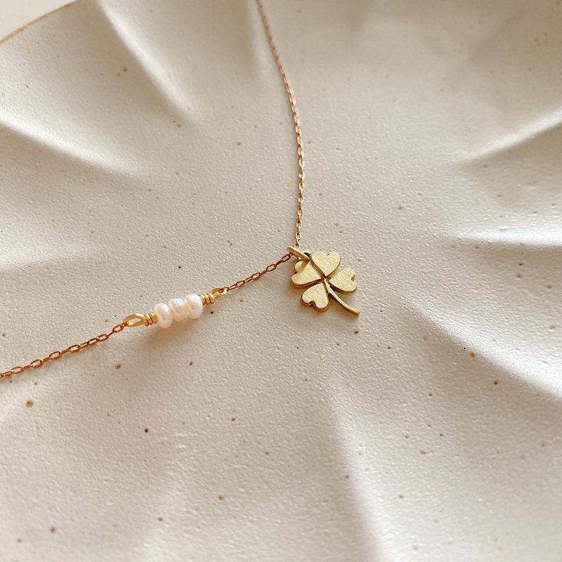 小幸运草 - 珍珠 黄铜项链 - 锁骨链 - 铜/黄铜 金色