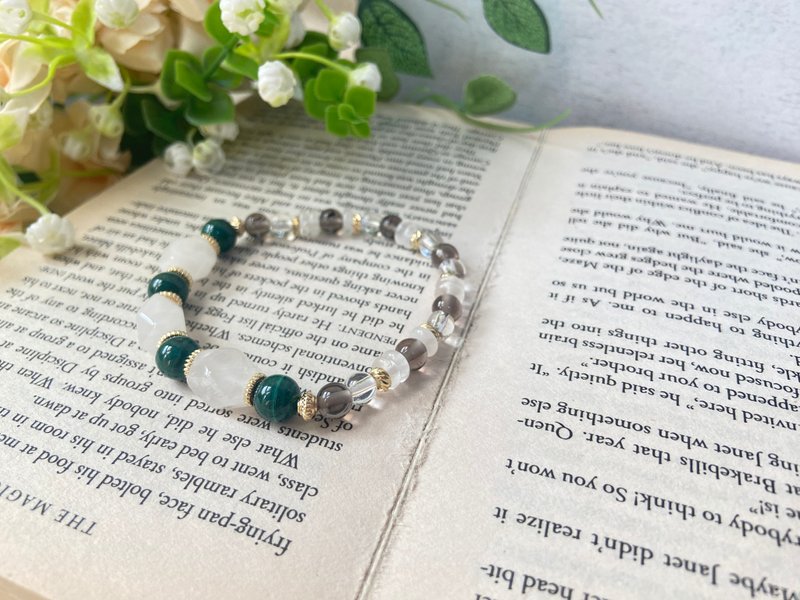 招财。能量提升。避坏运。白幽灵/孔雀石/冰曜石/白水晶 - 手链/手环 - 半宝石 多色