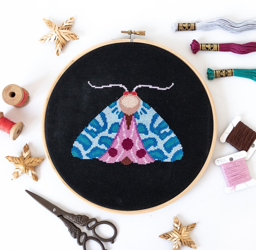 Moth Cross Stitch PDF Pattern 十字繡 - 编织/刺绣/羊毛毡/裁缝 - 其他材质 