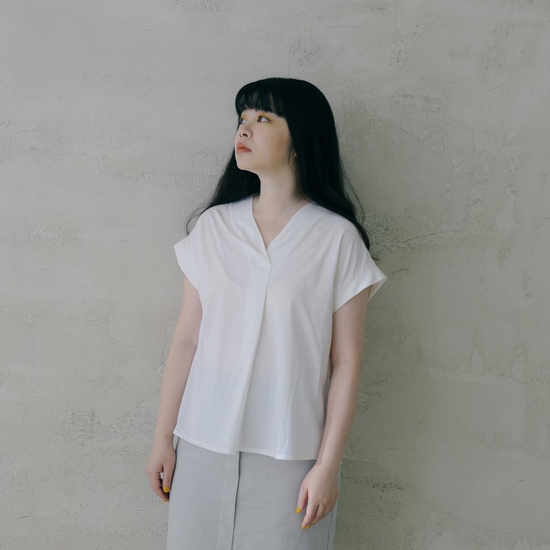 泡沫点点白色V领造型上衣 - 女装上衣 - 棉 白色