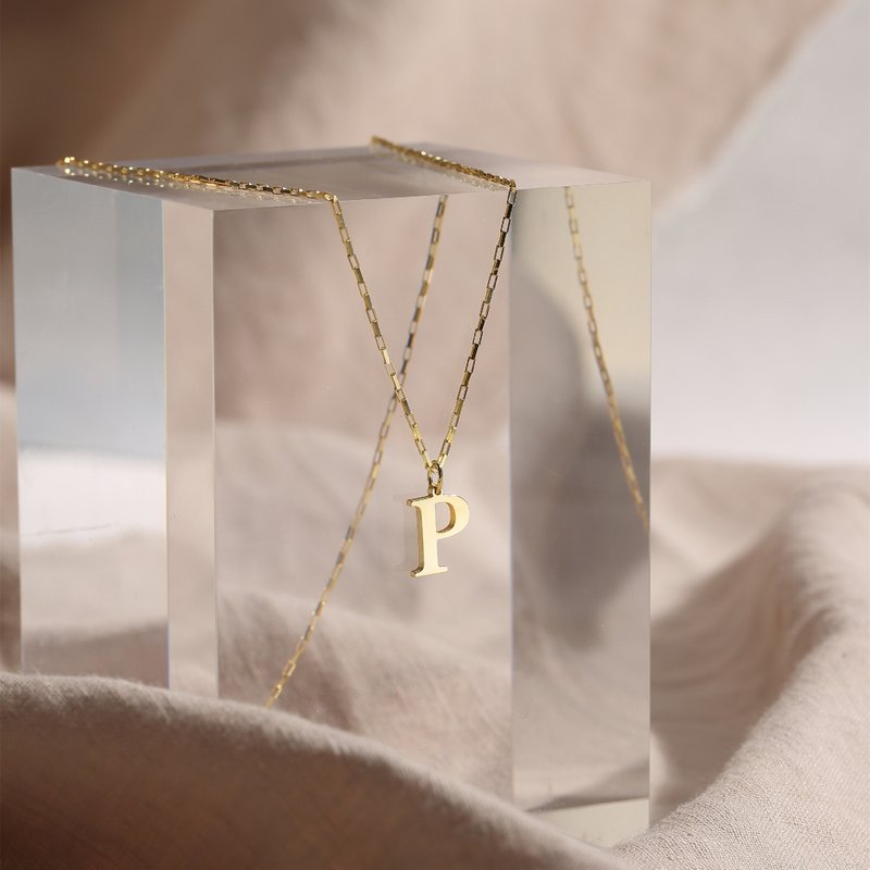 A-Z 經典款式字母項鏈精緻簡約百搭氣質上班族姊妹禮物母親禮物 - 项链 - 银 金色