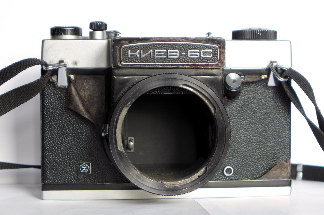 Kiev 6C medium format SLR Pentacon Six mount with strap Arsenal USSR - 相机 - 其他金属 银色