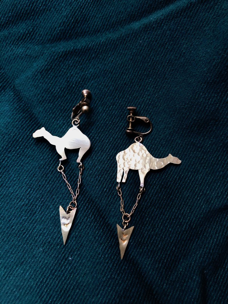 埃及系列之四  骆驼的远行 - 耳环/耳夹 - 铜/黄铜 金色