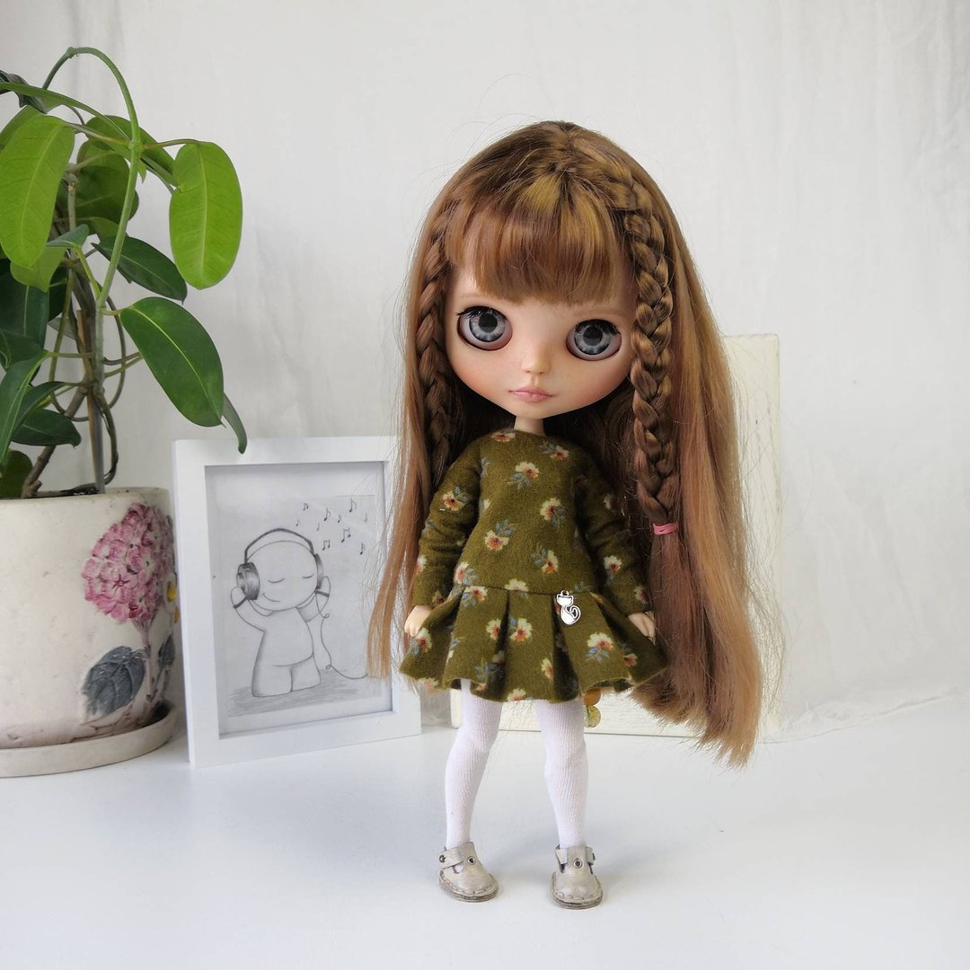 Blythe doll dress. Short dark green dress for Blythe doll. - 玩偶/公仔 - 棉．麻 
