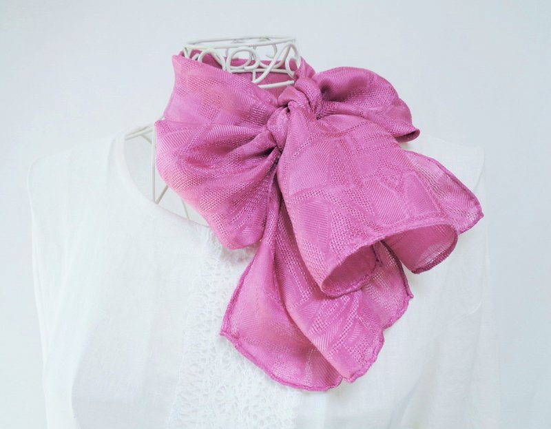 Vegetable dyeing, logwood, silk, rectangular scarf, glossy geometric pattern - 丝巾 - 其他材质 粉红色