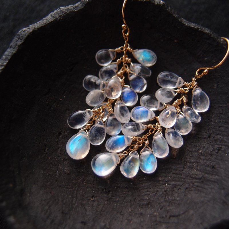 [K14gf] 吊坠长耳环 -蓝月光石长耳针 - 耳环/耳夹 - 宝石 白色