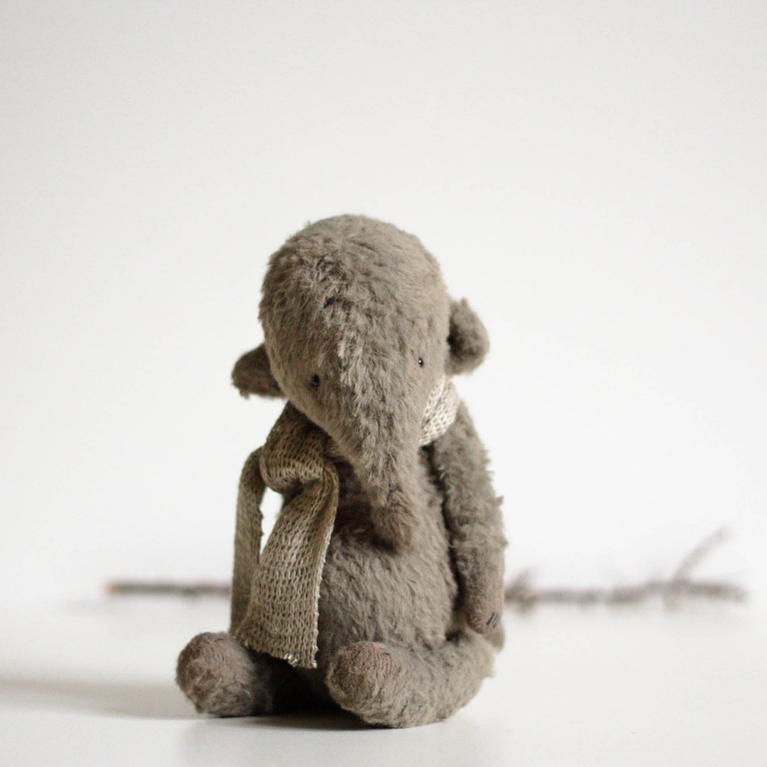 Teddy Elephant Sewing Pattern PDF + Video Tutorial For Artist - 手工艺教程/工具书 - 其他材质 