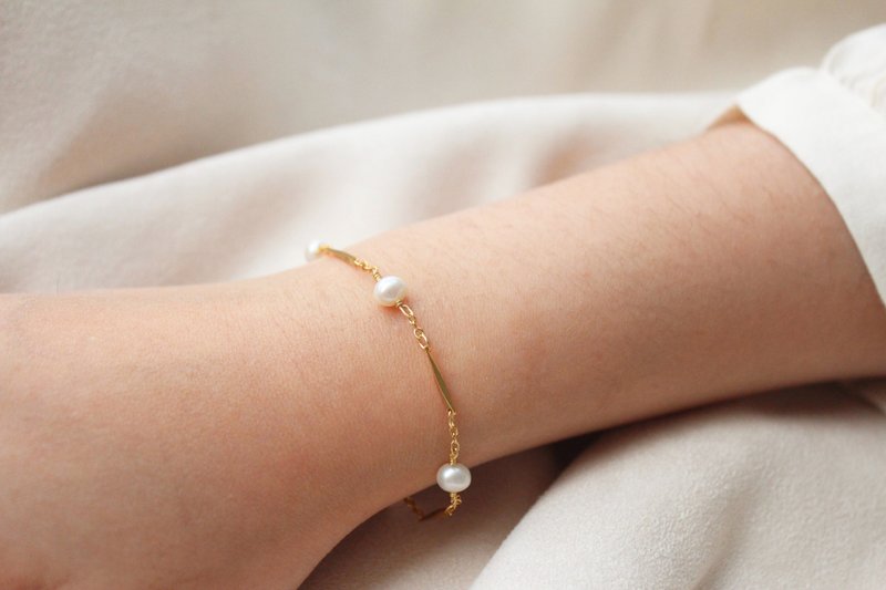 雪境 Pearl 人鱼泪珍珠22K手链 - 手链/手环 - 珍珠 白色