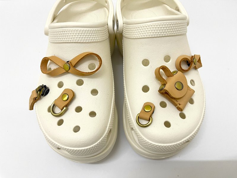 皮革手工制作 Crocs 吊饰独特 洞洞鞋配件 洞洞鞋 DIY 3D Crocs - 其他女款皮鞋 - 真皮 