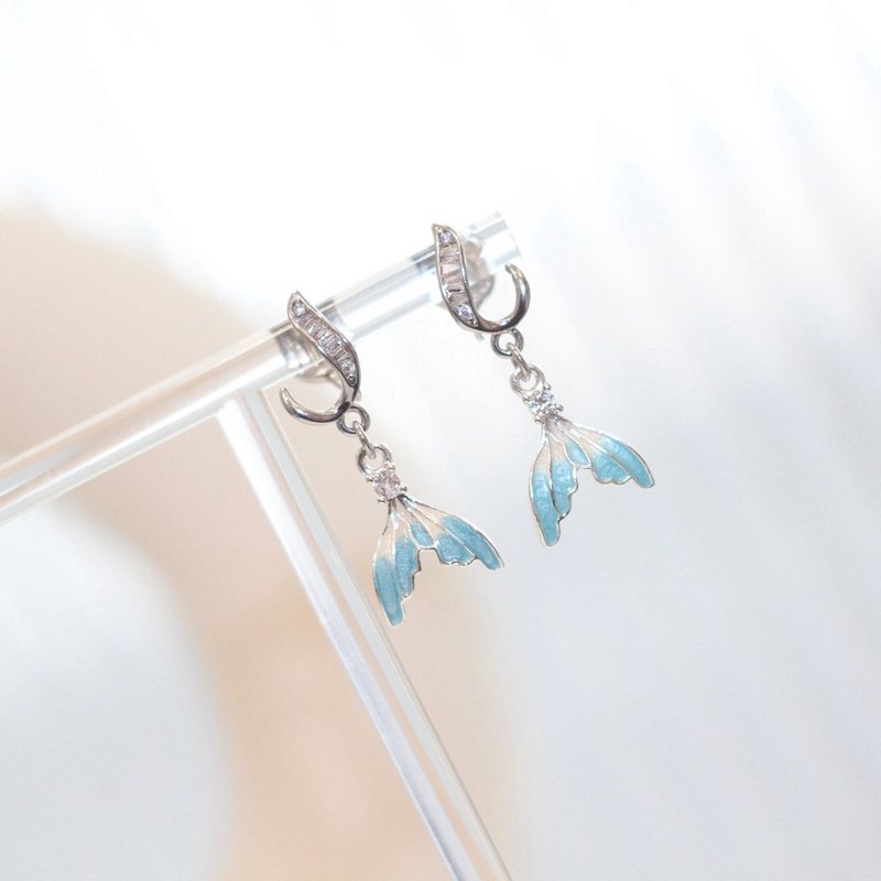 冰雪鱼尾 | Ice Tail | 夹式耳环 - 耳环/耳夹 - 其他金属 蓝色