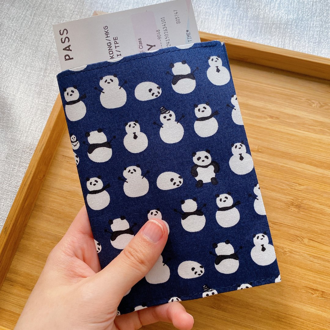护照套 Passport Holder 护照夹 护照收纳 雪人熊猫款 - 护照夹/护照套 - 棉 