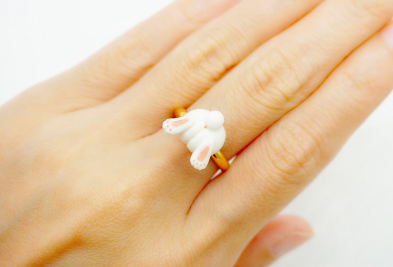 小兔兔动物屁屁戒指圈 宾尼兔屁屁戒指 S925纯银戒指18K金戒指 - 戒指 - 粘土 白色