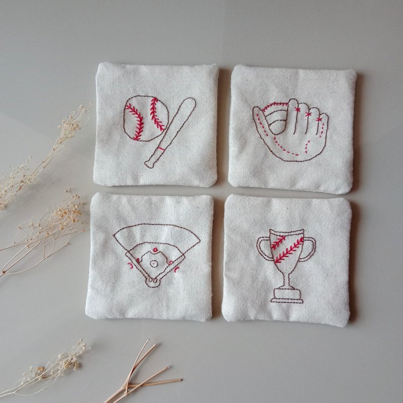 Baseball coaster set hand embroidered cotton fabric 4PCS - 杯垫 - 棉 白色