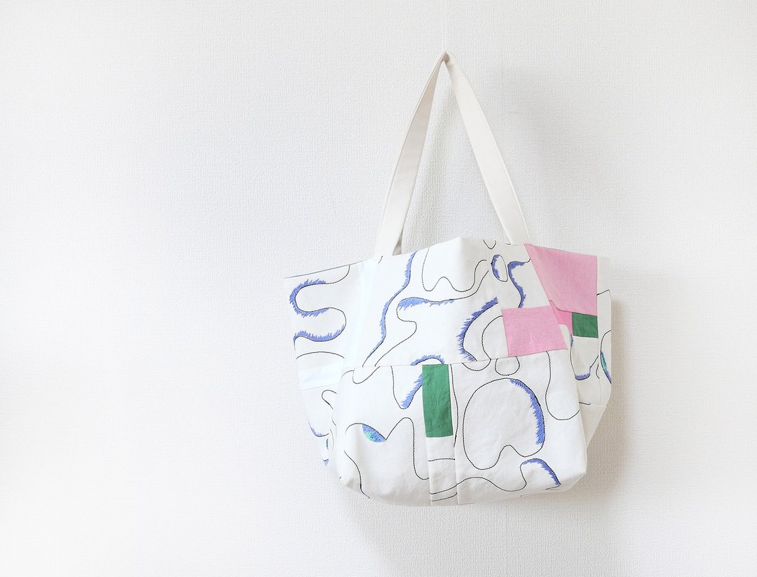 Pinkoi 代购 - CUBIC TOTE SHOULDER [construction No.5] Sway - 侧背包/斜挎包 - 棉．麻 白色