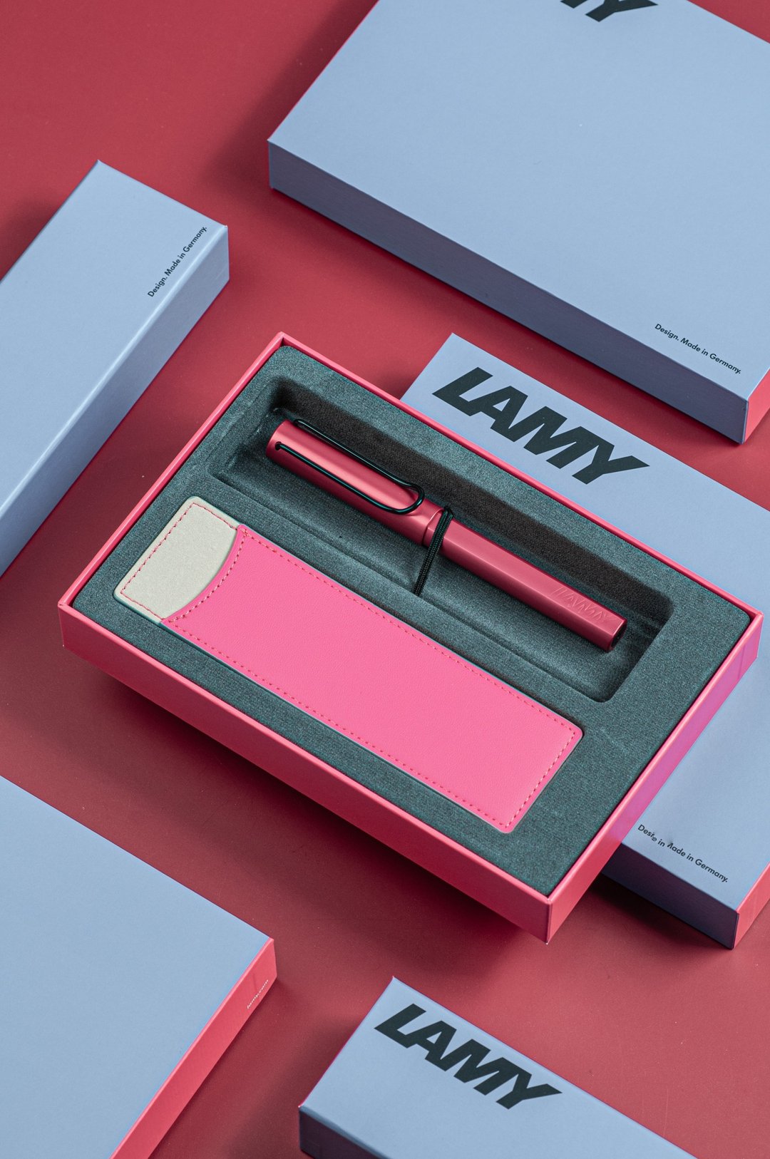 【雷雕刻字】LAMY 钢珠笔 限量单入笔套礼盒 /AL star 2024火红色 - 钢珠笔 - 铝合金 红色