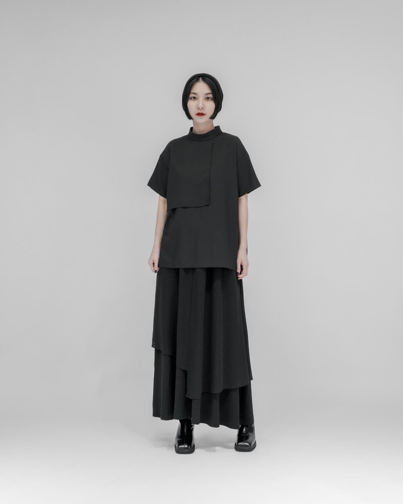 MUKK DESIGN 活片短袖上衣-黑 - 女装上衣 - 聚酯纤维 黑色