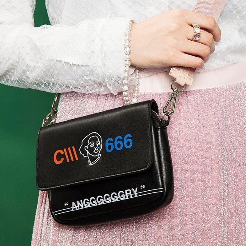 KOMESHOP刺绣单肩包PU皮革休闲斜挎包-黑色生气 - 侧背包/斜挎包 - 真皮 黑色