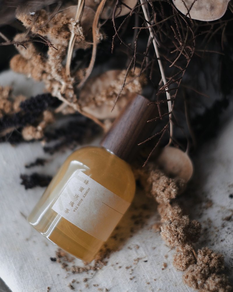 蜂蜜玫瑰茶 • 茶系列治愈香气 50ml 纯素天然喷雾 - 香薰/精油/线香 - 精油 粉红色